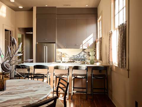Garden District Stay, Shared Heated Pool & Spa photo 6