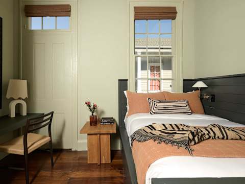 Garden District Stay, Shared Heated Pool & Spa photo 27