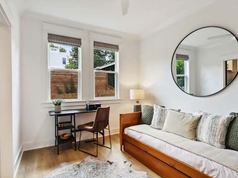 Two Beautiful Luxury Renovations, Near Downtown photo 42