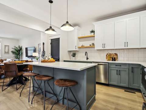 Modern Two Townhomes, Close to Downtown photo 4