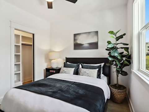 Modern Two Townhomes, Close to Downtown photo 18