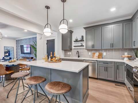 Modern Two Townhomes, Close to Downtown photo 30