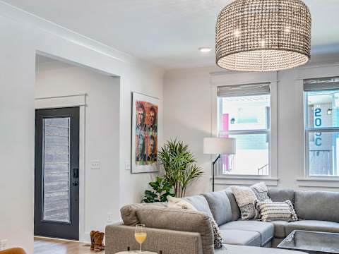 Modern Two Townhomes, Close to Downtown photo 31