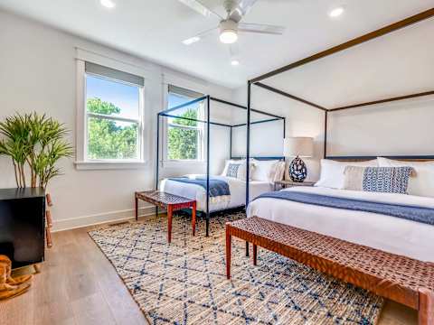 Modern Two Townhomes, Close to Downtown photo 38