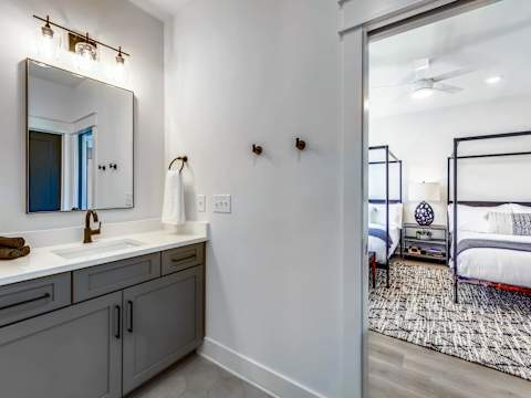 Modern Two Townhomes, Close to Downtown photo 41