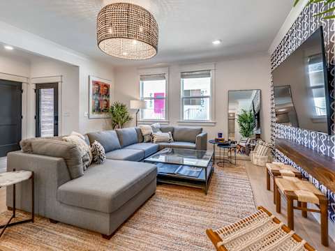 Modern Two Townhomes, Close to Downtown photo 56