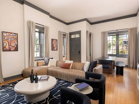 Updated Townhome, Free Parking photo 6