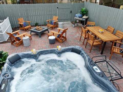 Savannah 5BR Retreat, Hot Tub, Near Forsyth photo 5