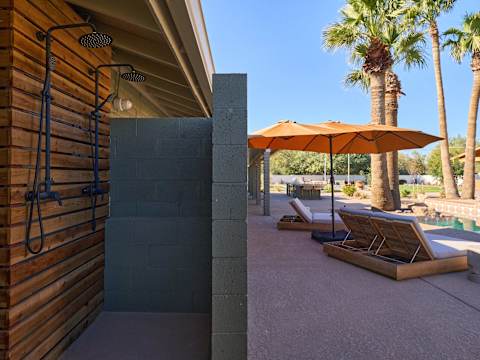 Scottsdale Luxury Mega Compound, Heated Pools photo 10