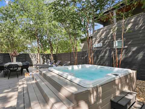 Luxe Lone Star Oasis, near Downtown with Hot Tub photo 48