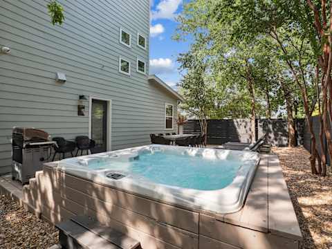 Luxe Lone Star Oasis, near Downtown with Hot Tub photo 49
