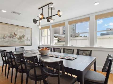 Two Expansive Hotel Suites, Near French Quarter photo 31