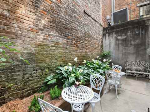 Modern CBD Hotel Suites with Near French Quarter photo 18