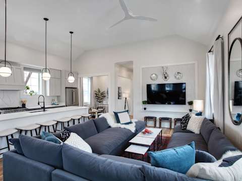 14BR Downtown Combo & Shared Seasonal Pool photo 51