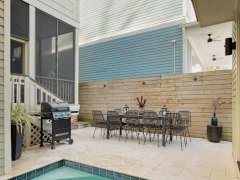 Stunning Carriage House, Heated Pool photo 7
