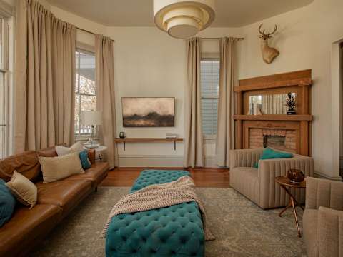 Luxury Victorian Retreat, Heated Pool photo 25