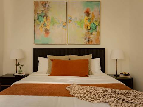 Modern Luxe Sophistication Near Forsyth Park photo 8