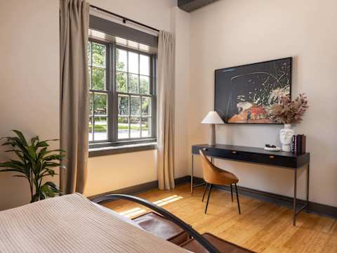 Townhome Combo Near Forsyth Park, Parking photo 34