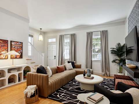 home Combo Near Forsyth Park, Parking photo 29