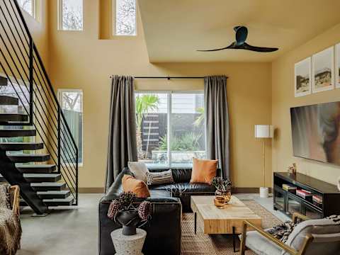 Stylish Home, near Downtown, Heated Pool photo 3