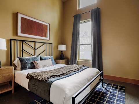 Stylish Home, near Downtown, Heated Pool photo 22