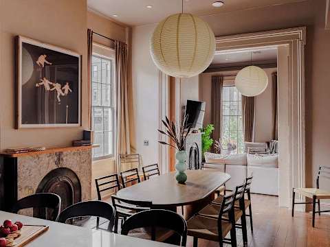 Stylish Designer Home | Shared Heated Pool + Spa photo 22