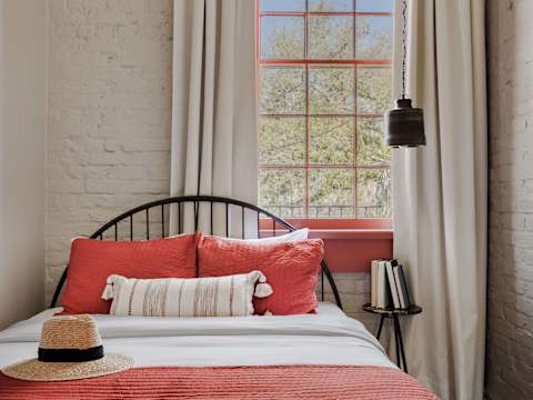 Luxury Historic Home Near to Downtown photo 23