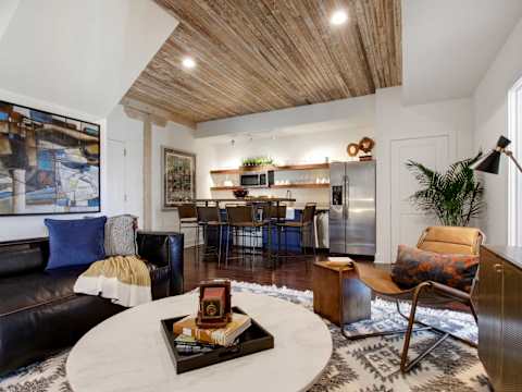 6BR Downtown Savannah Condo, Walk to Nightlife photo 8