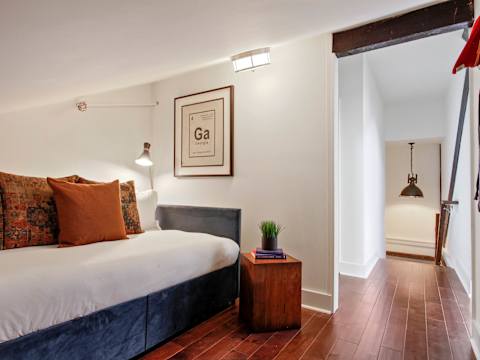 6BR Downtown Savannah Condo, Walk to Nightlife photo 19