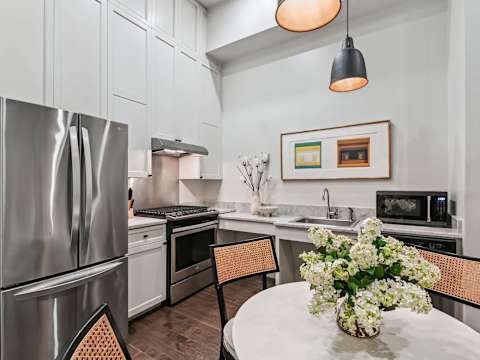 Bright CBD Condo | Near the French Quarter photo 8