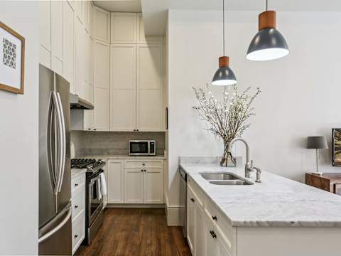 Chic Renovated Condo Suite, Near French Quarter photo 7