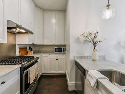 Luxe Condos Suites, Walk to French Quarter photo 5