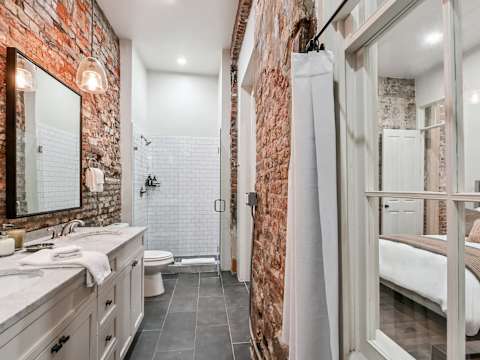 Mega 4 Condo Suite Near French Quarter, 8BR 8BA photo 29