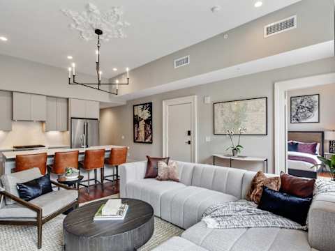 6BR Historic Condo Combo | Downtown Savannah photo 8