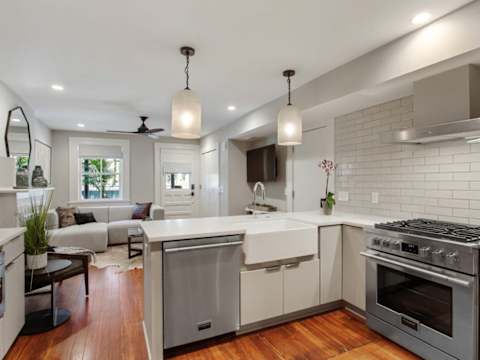 2 Connected Historic Condos | Downtown Savannah photo 3