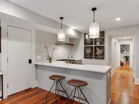 Elegant 5BR Savannah Estate | Walkable Downtown photo 9