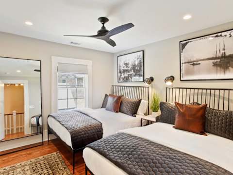 Elegant 5BR Savannah Estate | Walkable Downtown photo 33