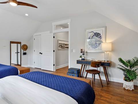 6BR Estate & Cottage | Hot Tub | Near Beach photo 13