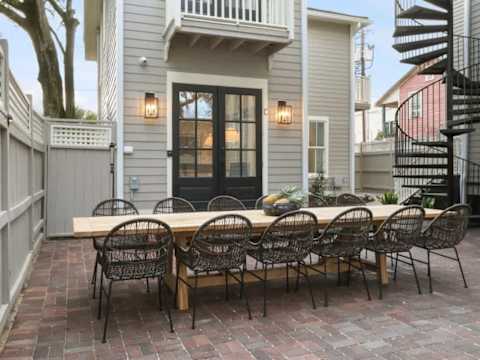 12BR Contemporary Savannah Retreat | Forsyth Park photo 25