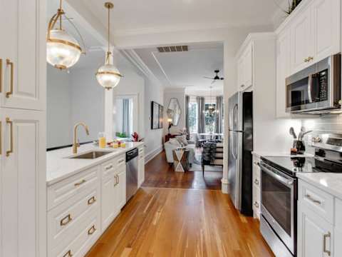 12BR Contemporary Savannah Retreat | Forsyth Park photo 28