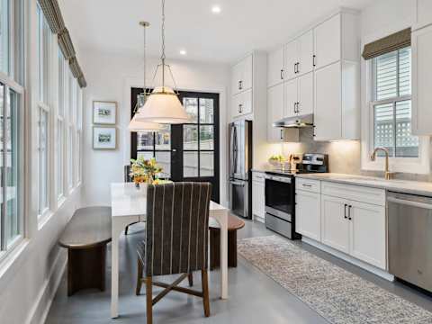 12BR Contemporary Savannah Retreat | Forsyth Park photo 62
