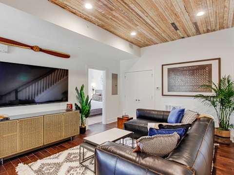 4BR Restored Condo | Downtown Savannah Nightlife photo 7