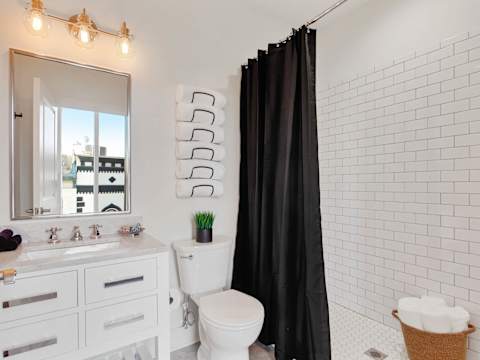 4BR Restored Condo | Downtown Savannah Nightlife photo 16