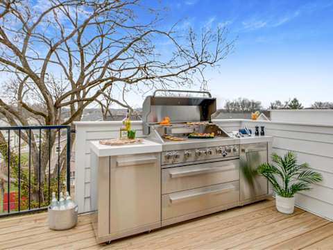 4BR North Nashville Retreat | Rooftop Deck & Grill photo 23