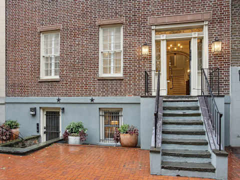 Preserved 1800s 3BR Home, Downtown Savannah photo 29