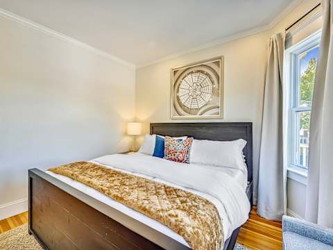 Cozy 5BR Jamaica Plain | Walk to T & Downtown photo 11