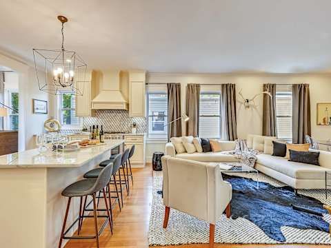 Cozy 5BR Jamaica Plain | Walk to T & Downtown photo 27