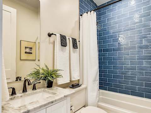 Grand 10BR Jamaica Plain | Dual Floor Combo photo 46