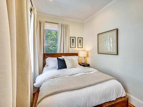 Grand 10BR Jamaica Plain | Dual Floor Combo photo 49