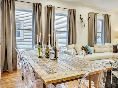 15BR Boston Entire Building | 3 Living Spaces photo 8